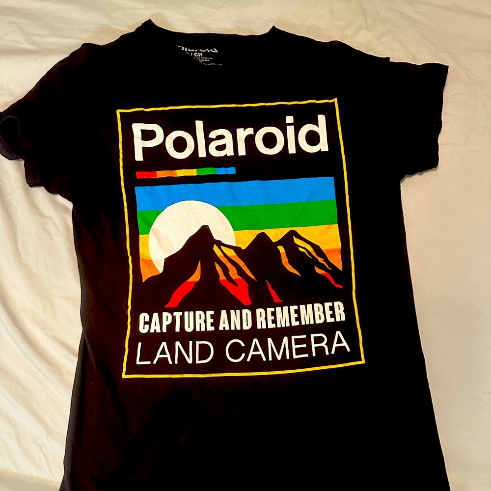 2 Pair! Polaroid graphic tees : Size Small
